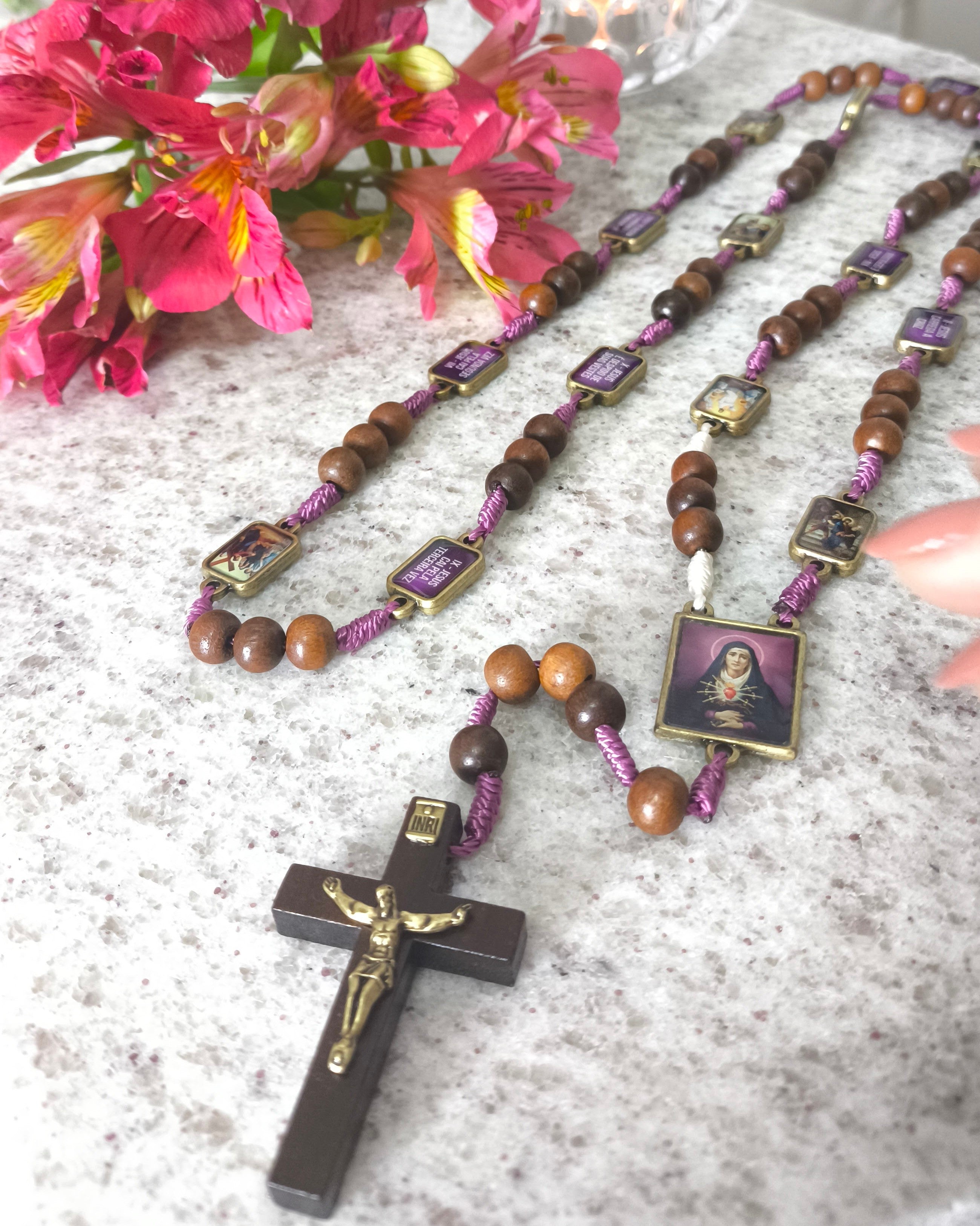 Via Crucis de Jesus Cristo com entremeio de Nossa Senhora das Dores e folheto