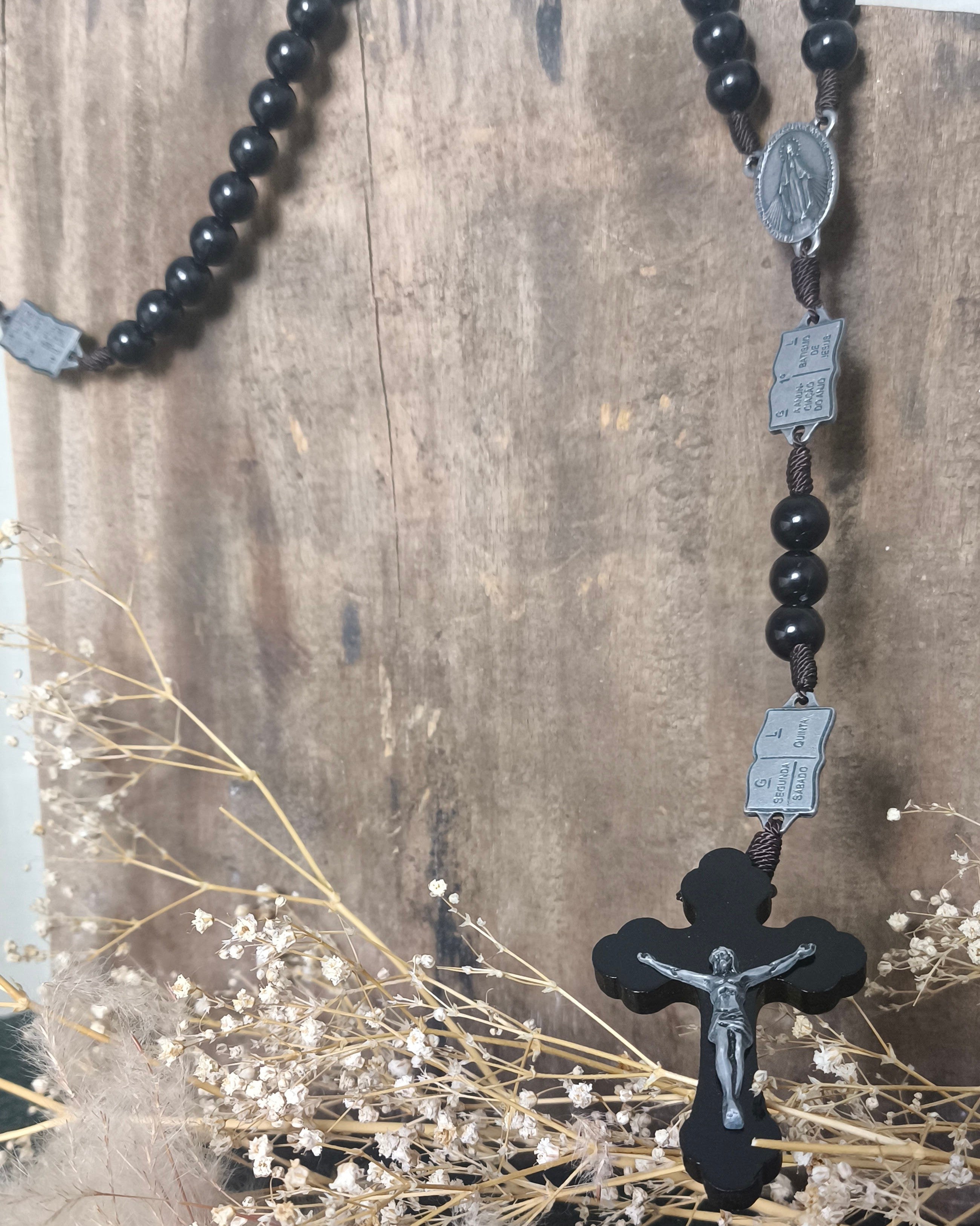 Terço Contemplação dos Mistérios preto Nossa Senhora das Graças