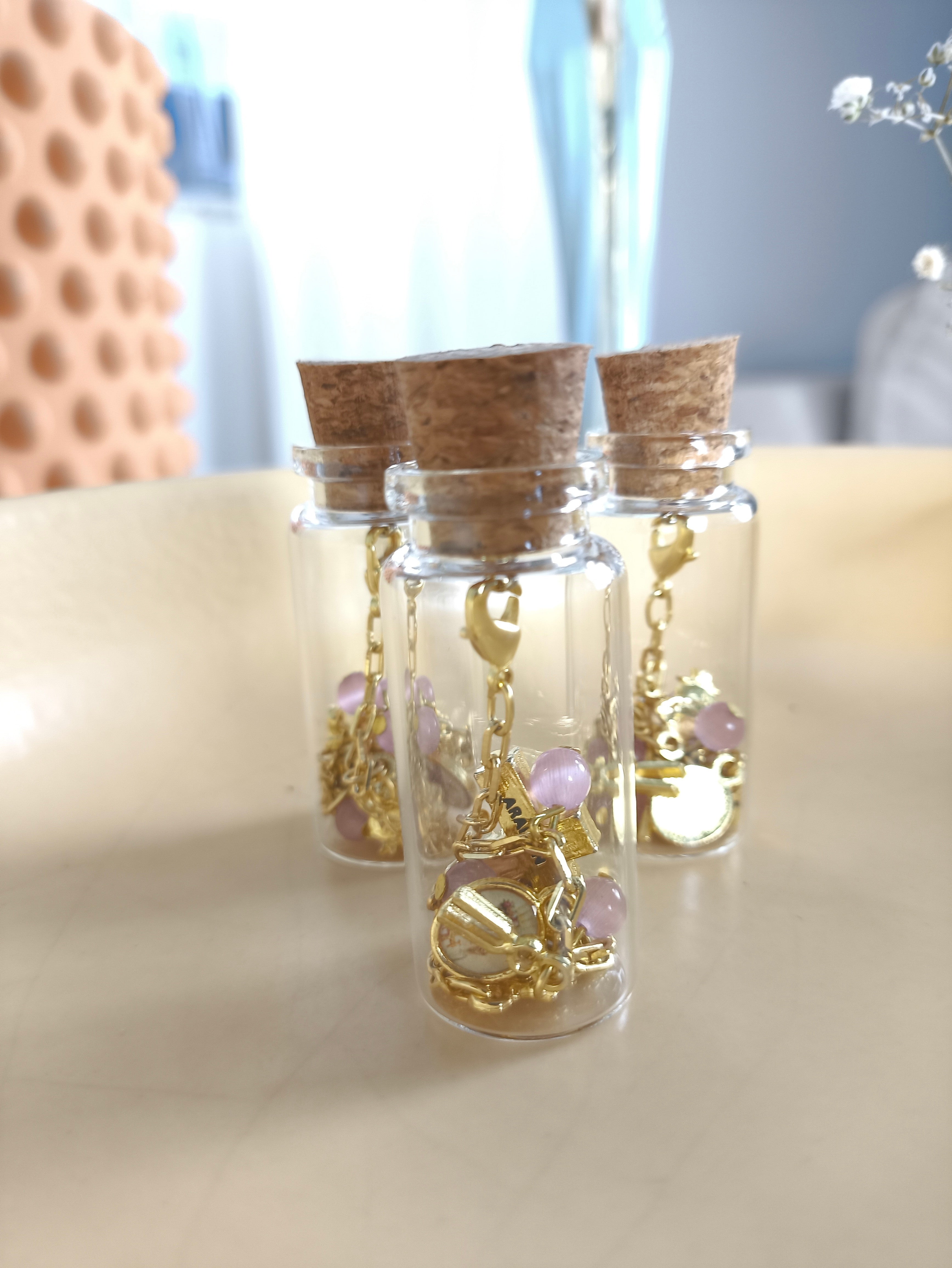Pulseira Dourada com Rose 6mm Nossa Senhora de La Salette c/vidrinho