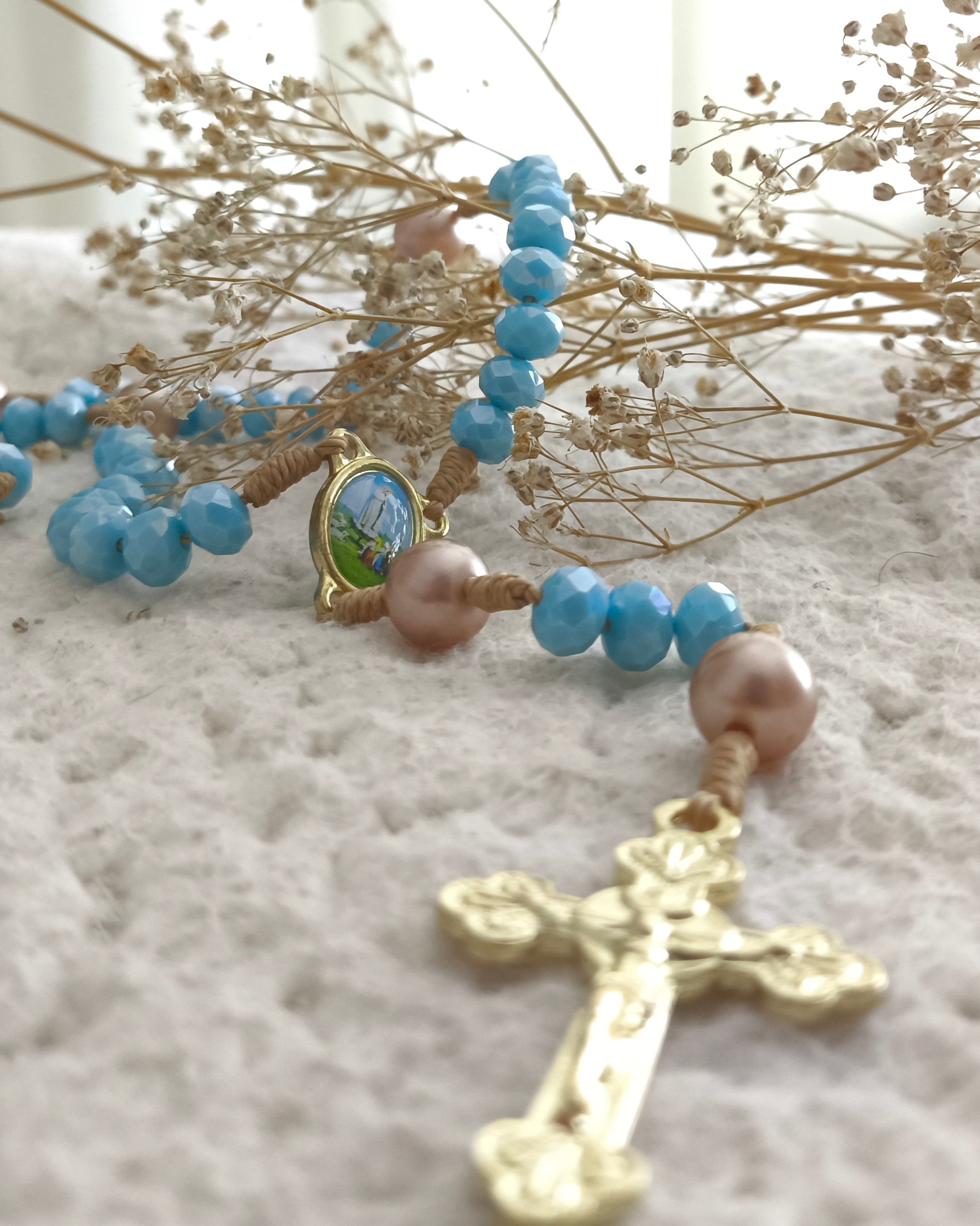 Terço Cristal de Vidro Azul de Nossa Senhora de Fátima