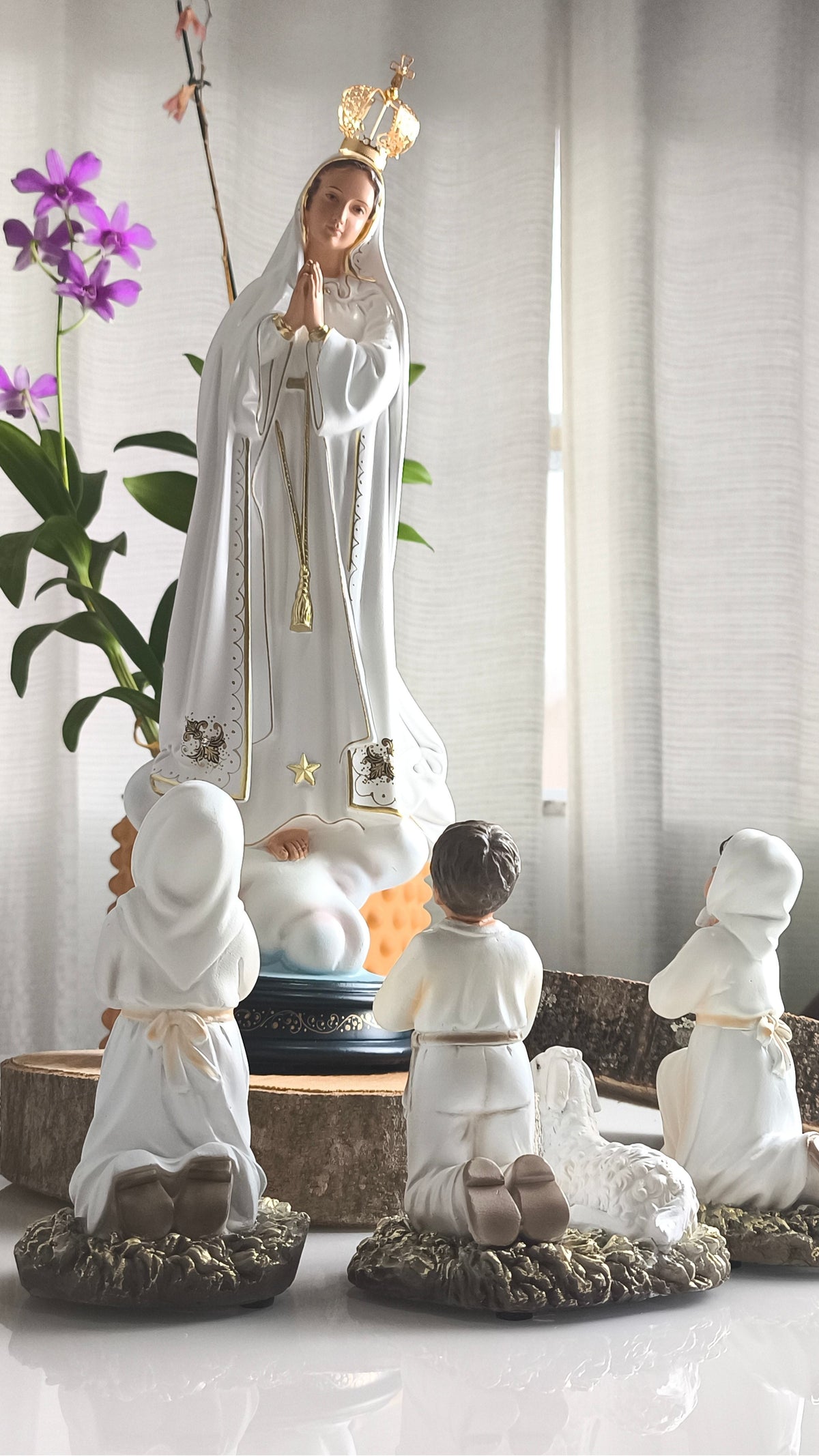 Kit Pastorinhos de Fátima 12cm - Jacinta, Francisco e Lucia (Ideal para imagem de N.S. de Fátima de 30 ou 35cm)