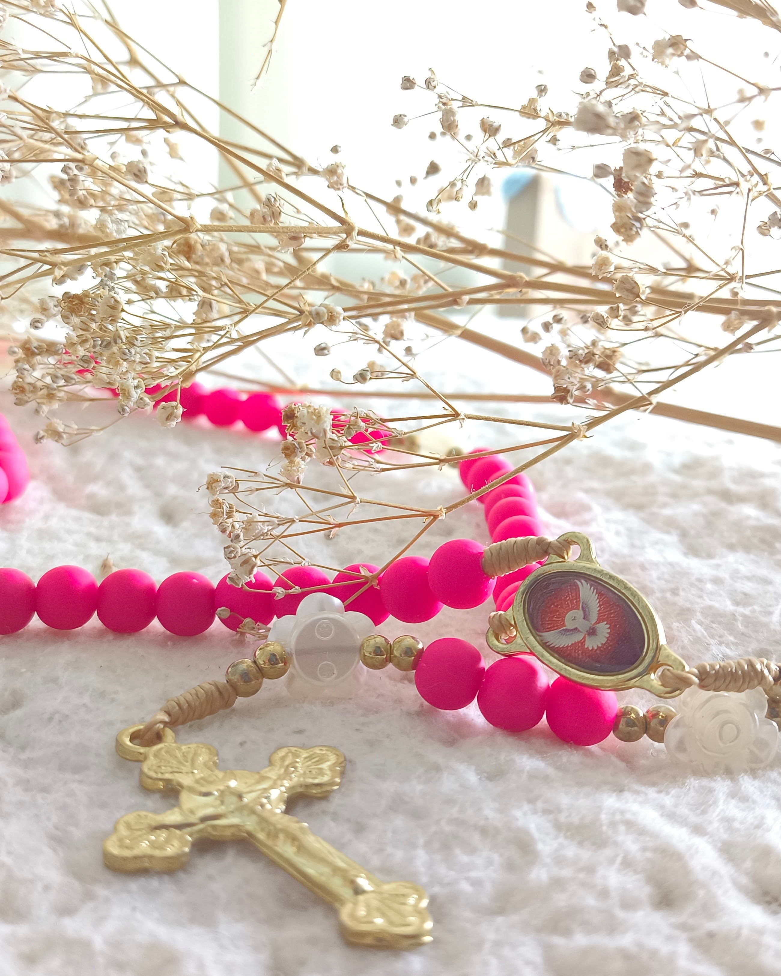 Terço Emborrachado Pink Espírito Santo