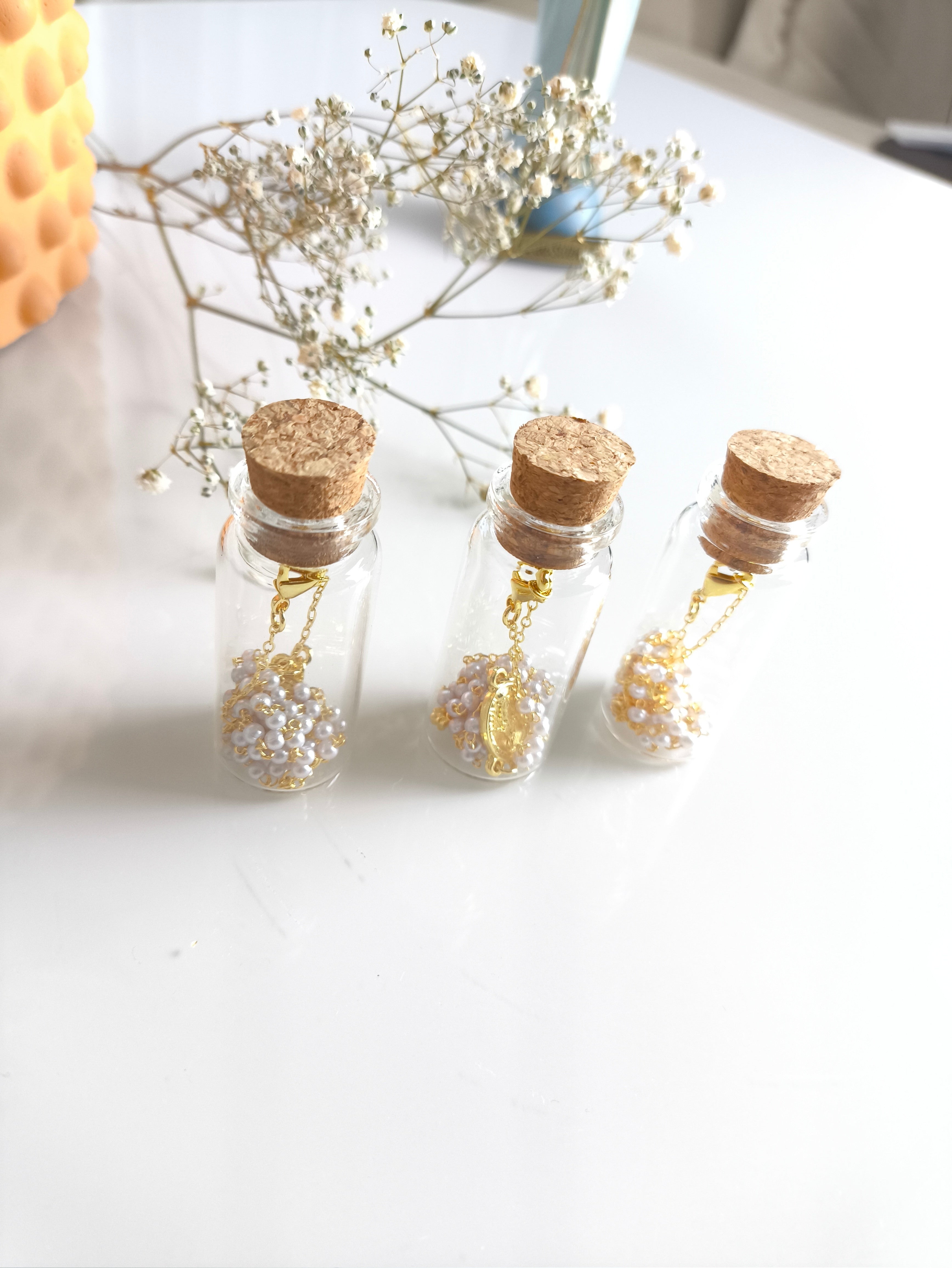 Colar Dourado Terço Pérola 3mm Nossa Senhora das Graças c/ vidrinho