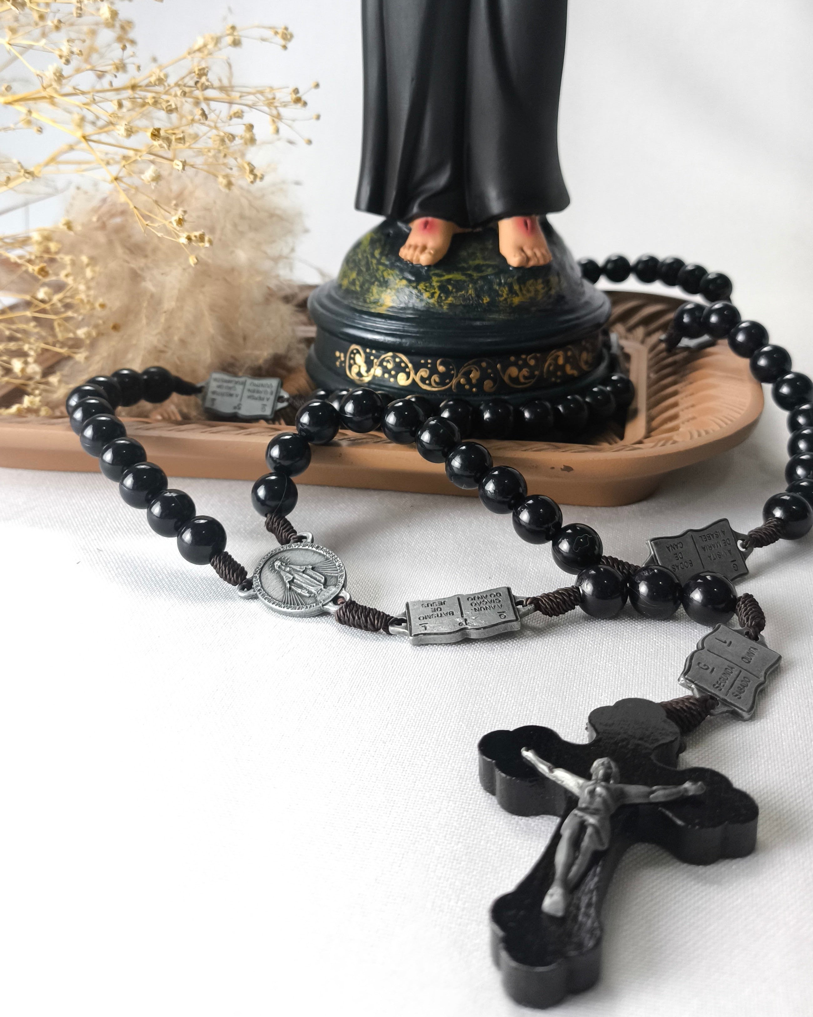 Terço Contemplação dos Mistérios preto Nossa Senhora das Graças