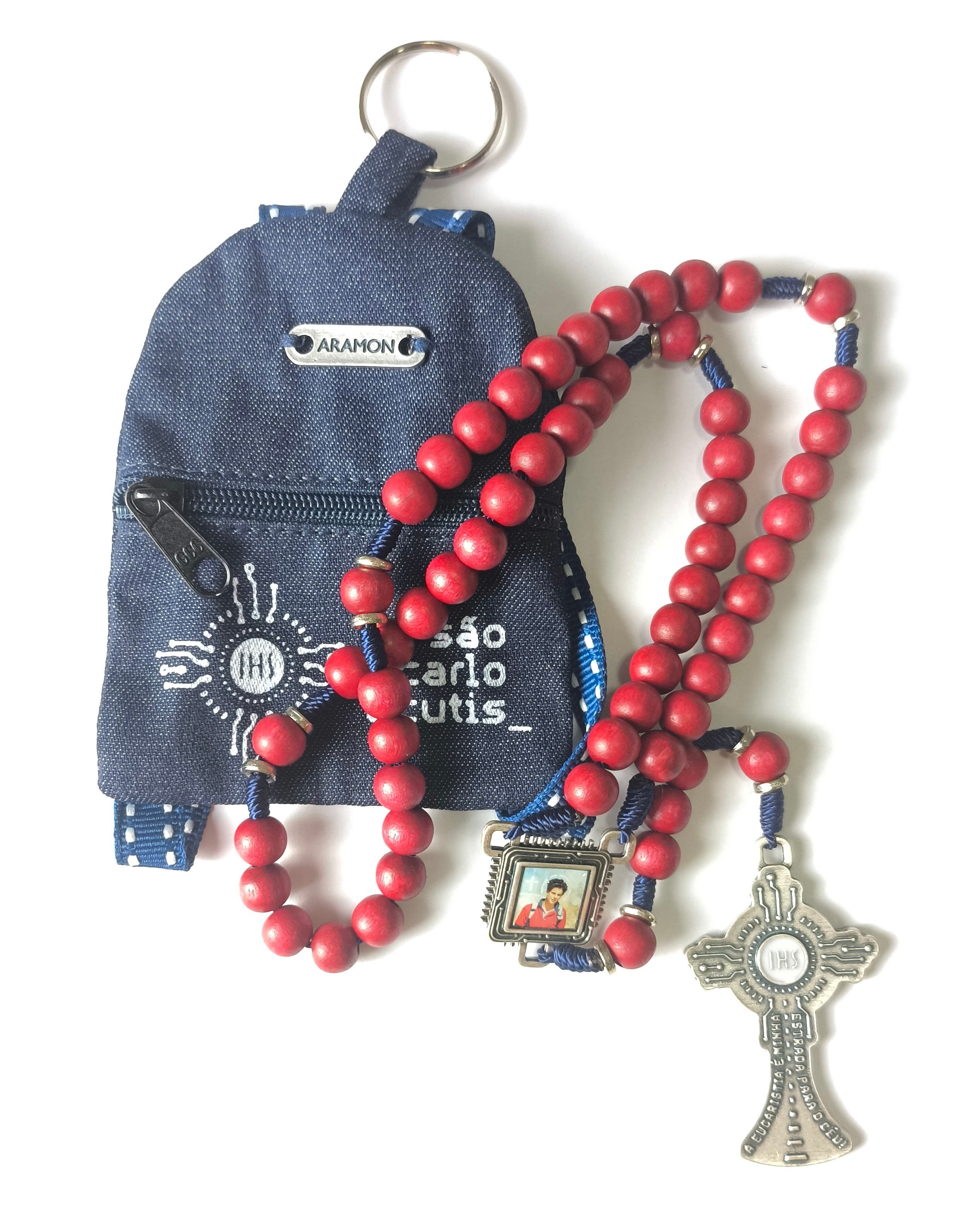 Terço São Carlo Acutis com Mochila em madeira 8mm Vermelho