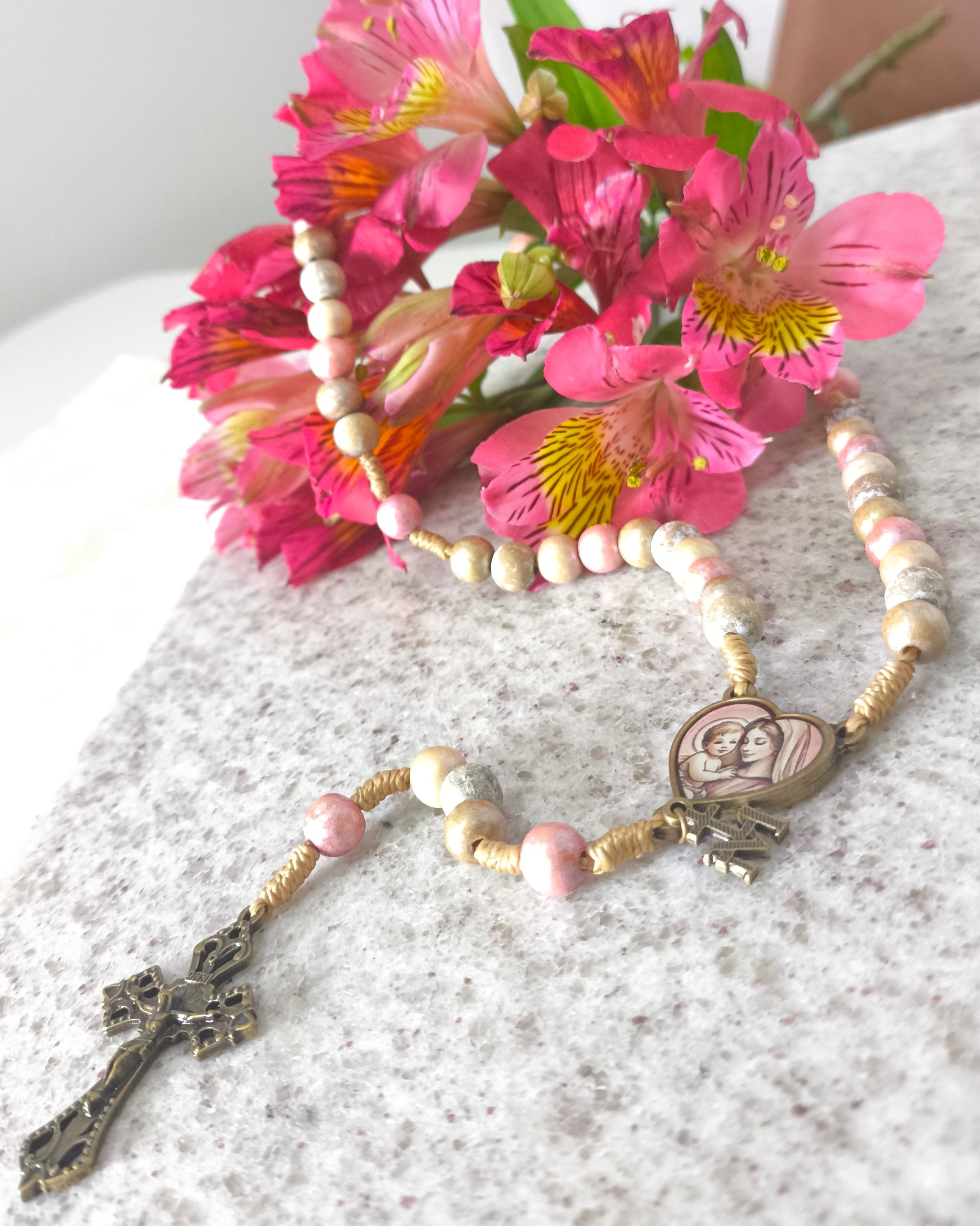 Terço Mariano Mãe de Todas as Mães
