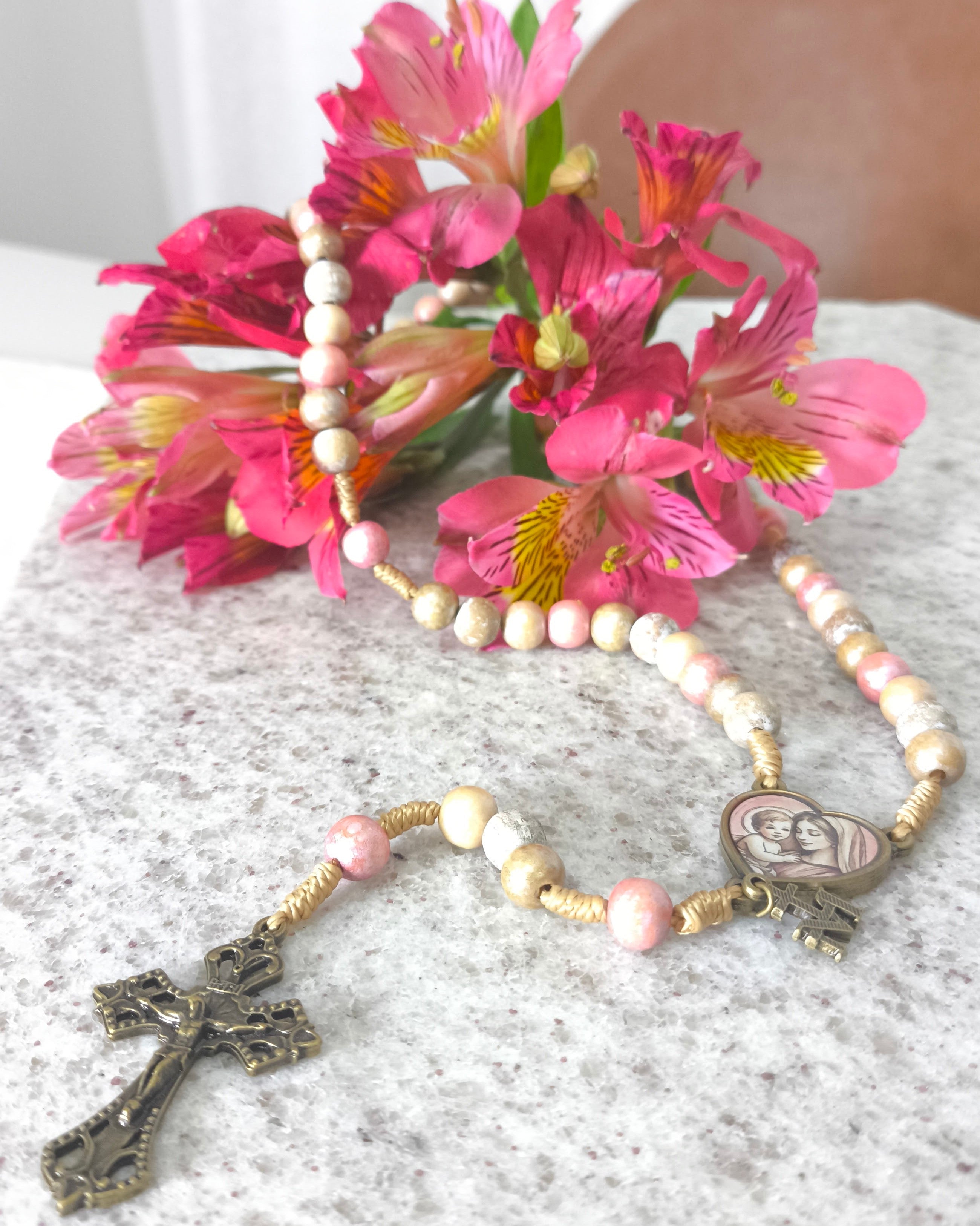 Terço Mariano Mãe de Todas as Mães