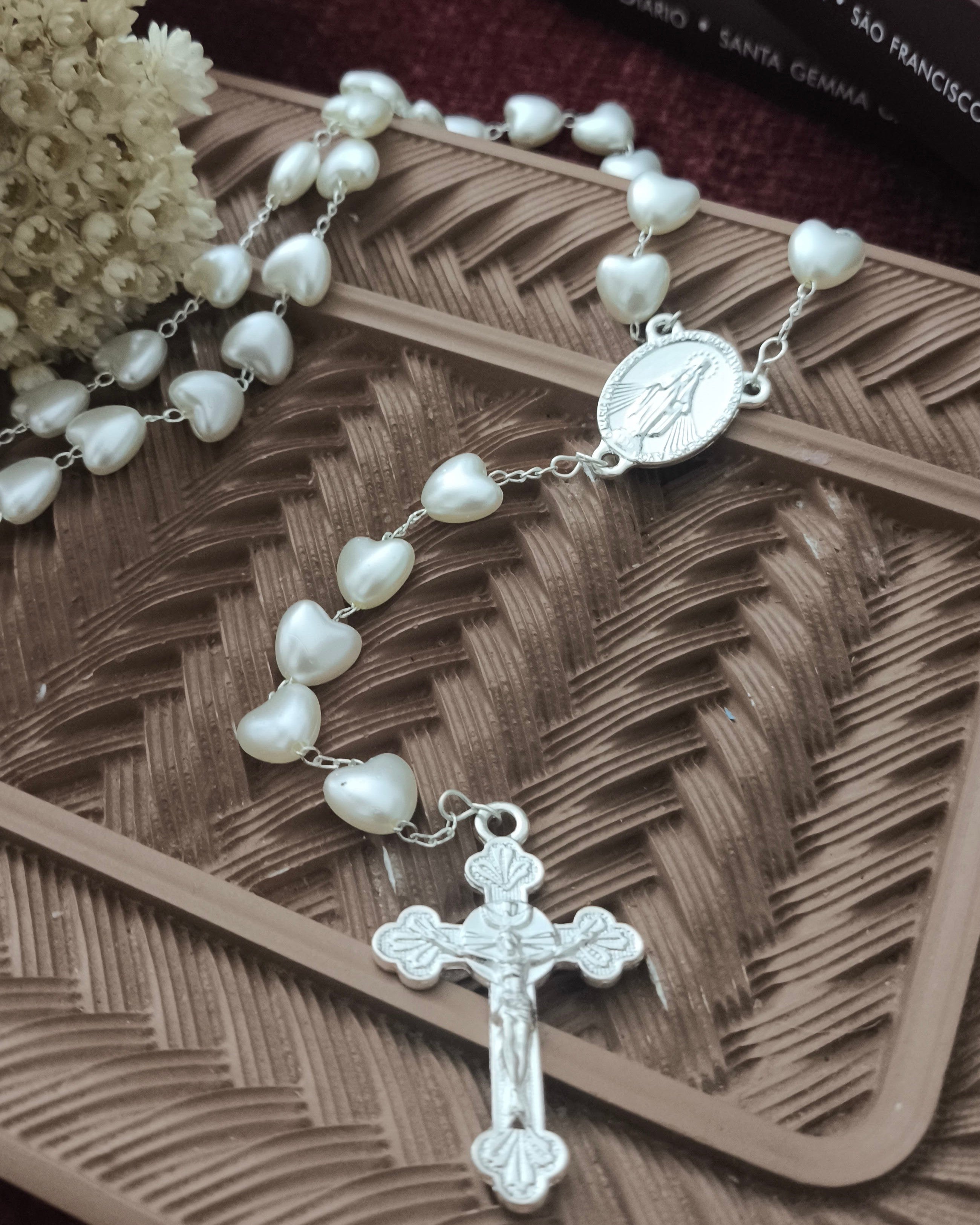 Terço de Coração Nossa Senhora das Graças Pérola